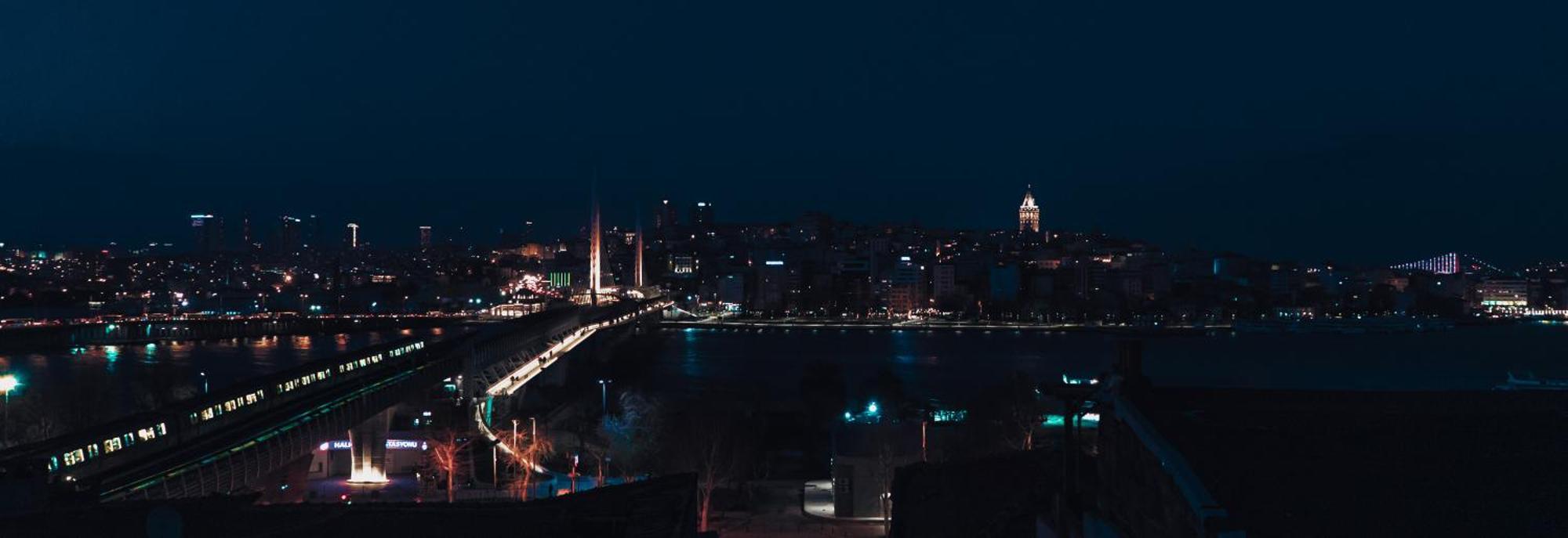 The Astra Hotel Istanbul Exterior photo